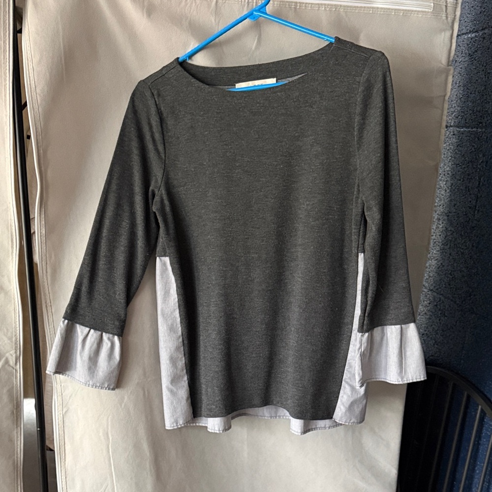 LOFT Charcoal and White Long Sleeve Top